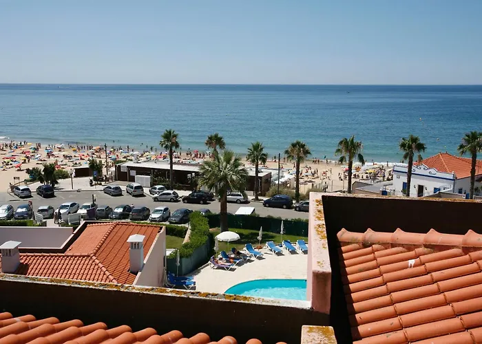 Apart-hotel Coral Do Vau 4*