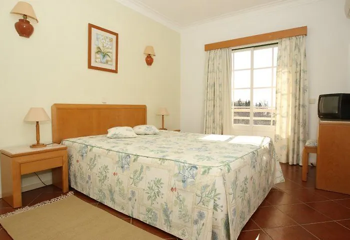 Coral Do Vau Апарт-отель 4*