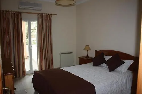 Coral Do Vau Апарт-отель 4*